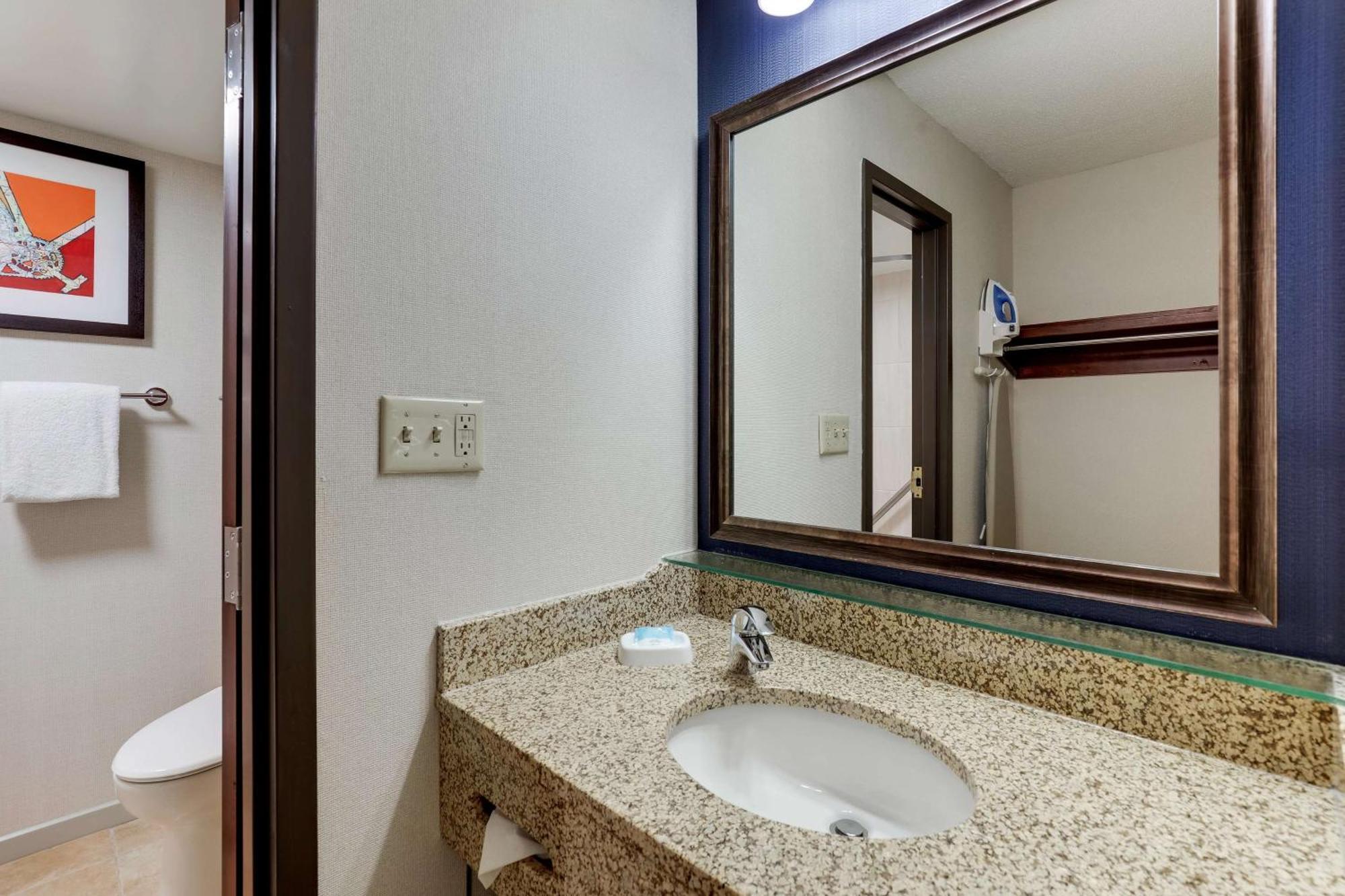 Drury Inn & Suites St. Louis St. Peters 세인트 피터스 외부 사진