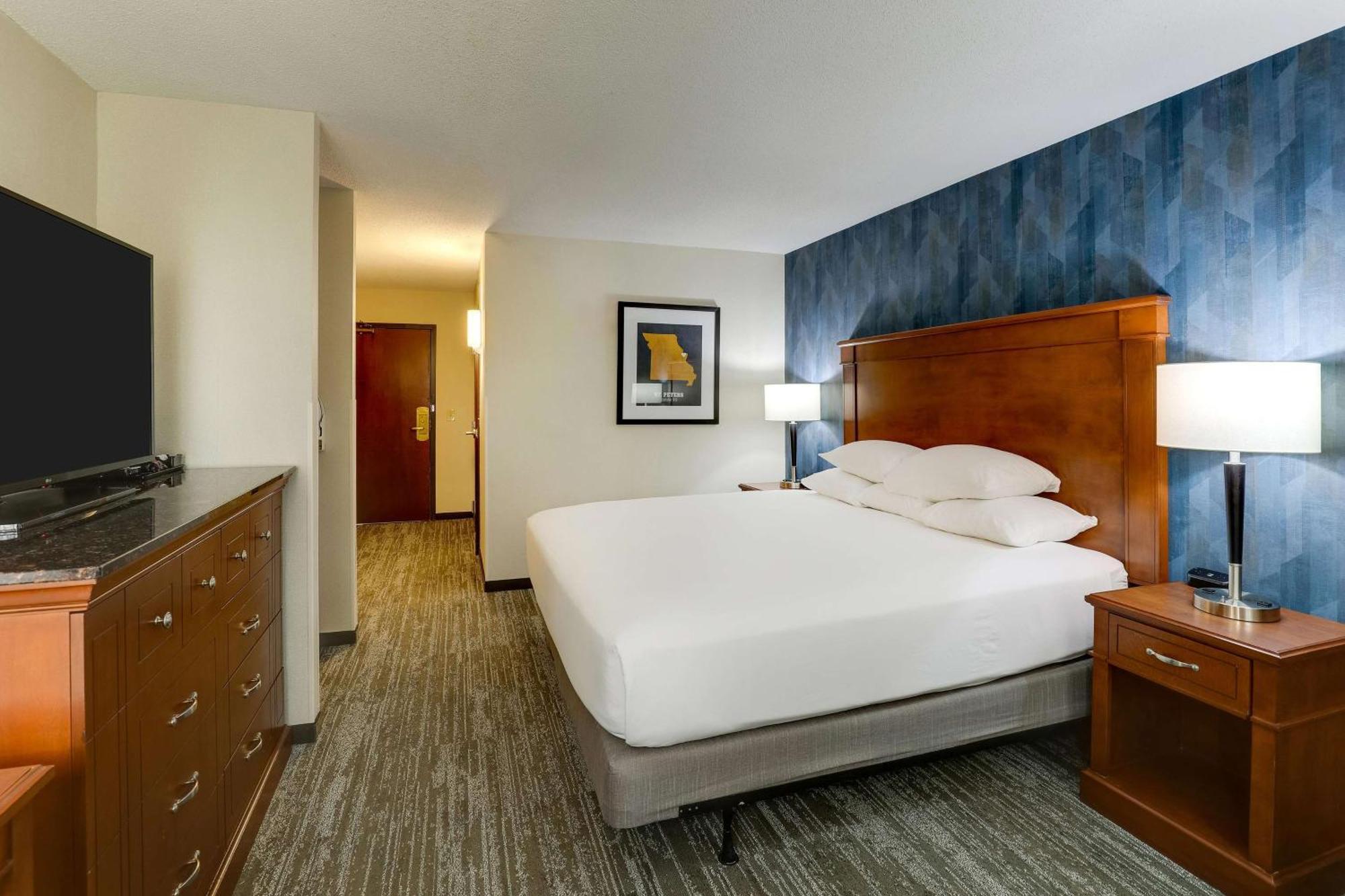 Drury Inn & Suites St. Louis St. Peters 세인트 피터스 외부 사진