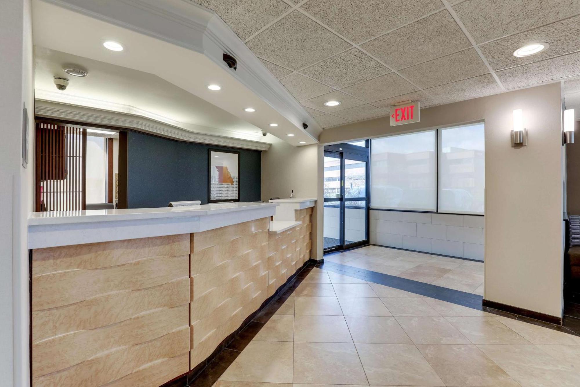Drury Inn & Suites St. Louis St. Peters 세인트 피터스 외부 사진