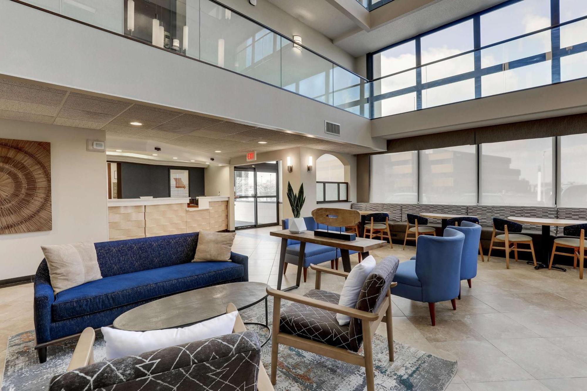 Drury Inn & Suites St. Louis St. Peters 세인트 피터스 외부 사진